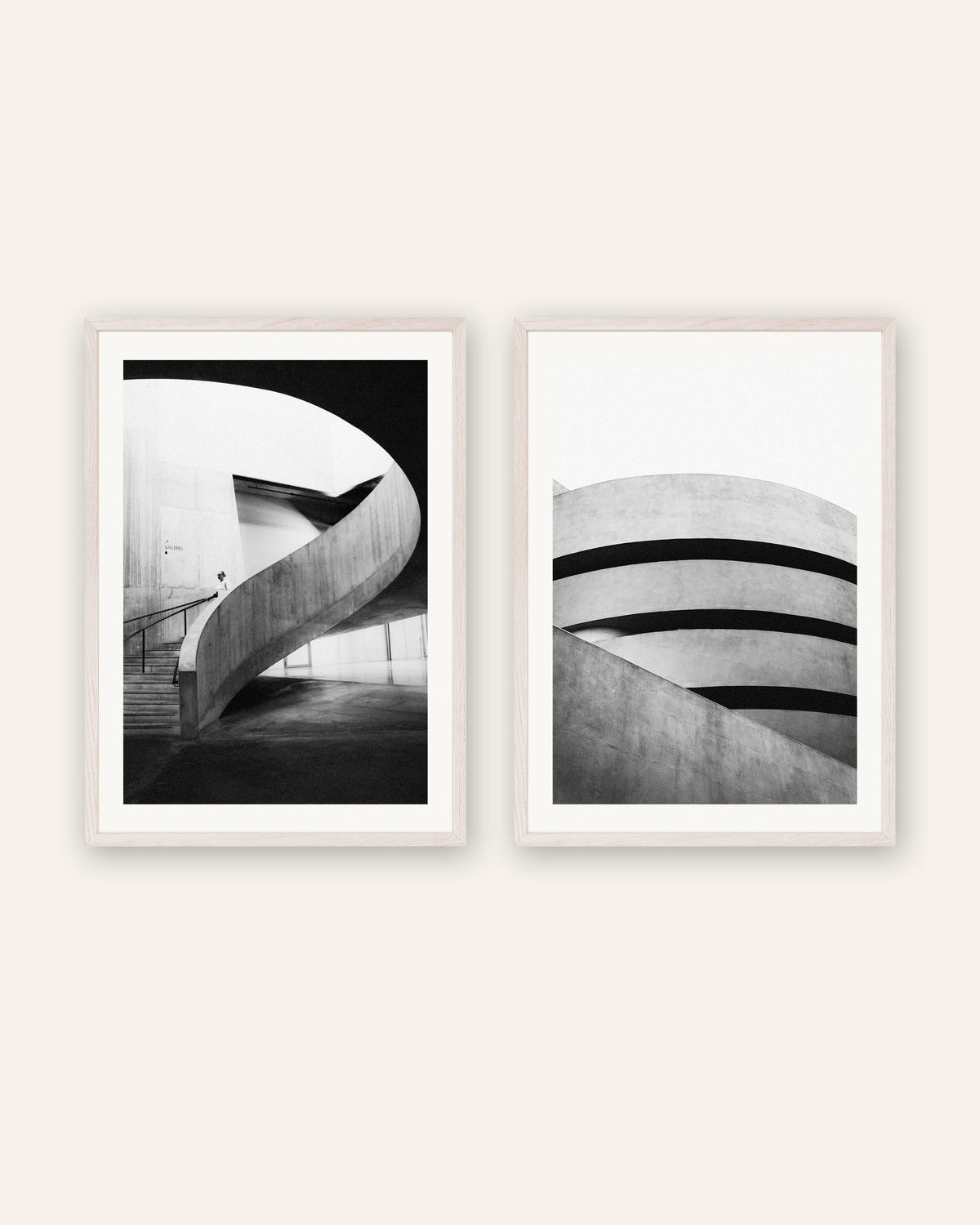 Posters brutalistas, conjunto de 2: curvas de betão, com molduras de carvalho branco
