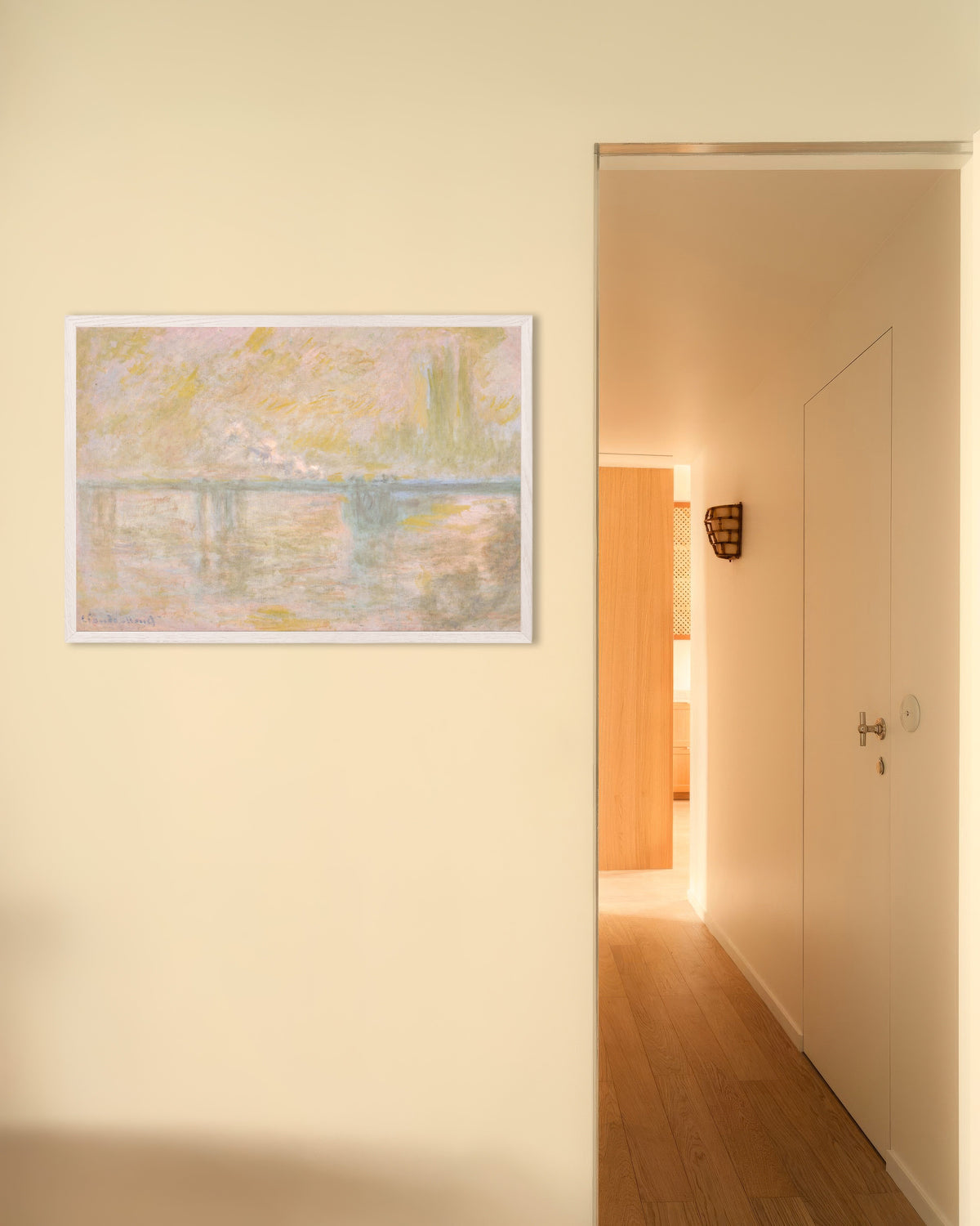 Poster A Ponte de Charing Cross, Londres (c. 1902), de Claude Monet, com moldura de madeira branca