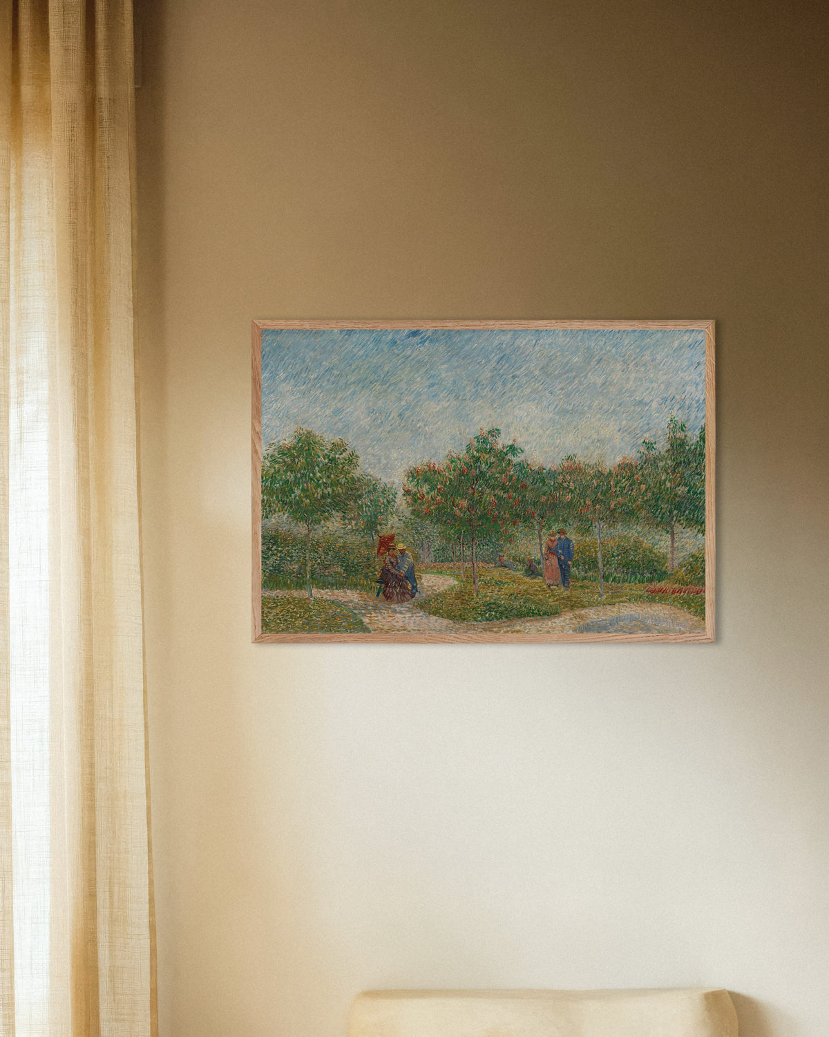 Poster de Jardim com Casais de Namorados, Praça Saint-Pierre (1887), de Vincent van Gogh, com moldura de madeira natural