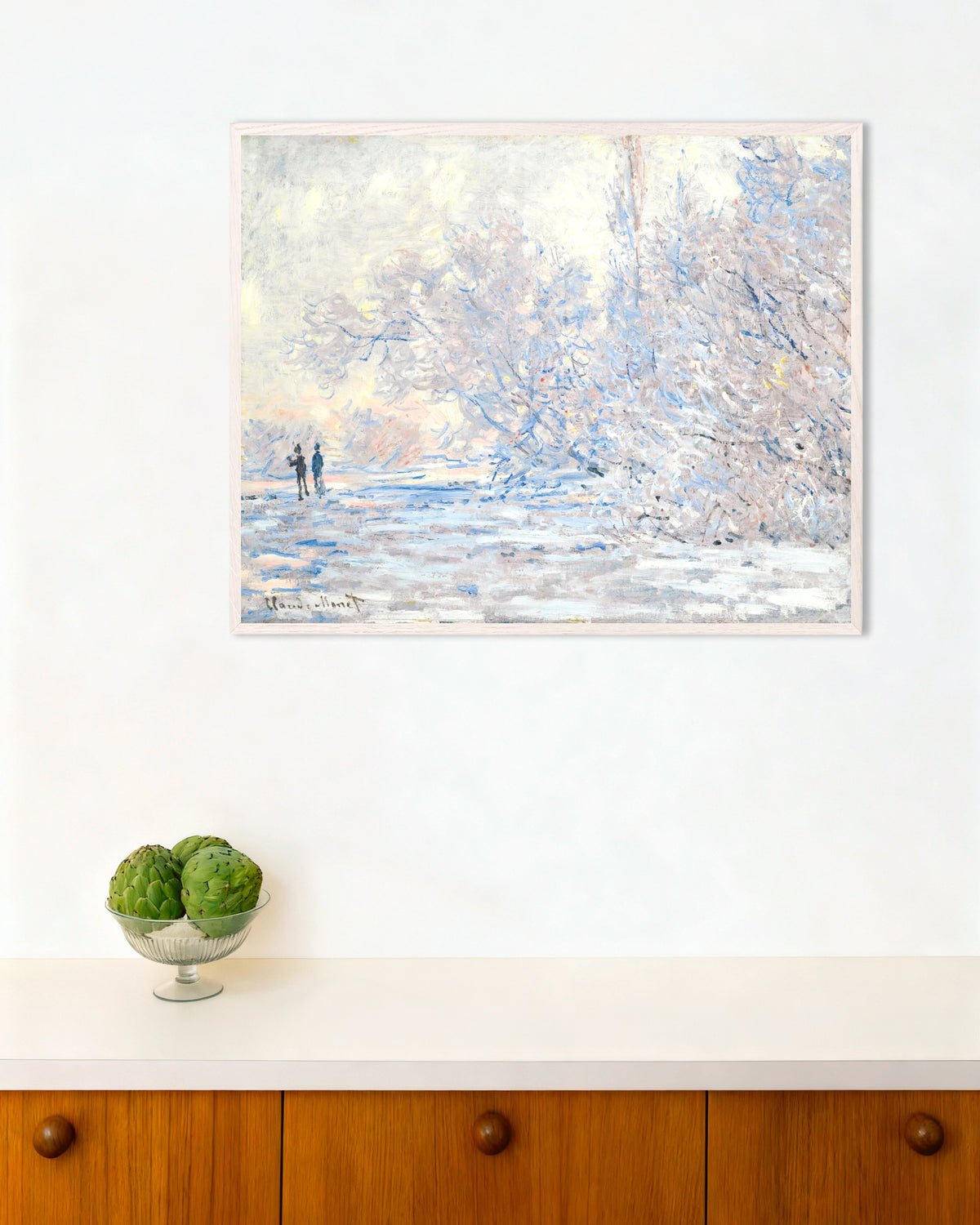 Poster Geada em Giverny (1885), de Claude Monet, com moldura de madeira branca