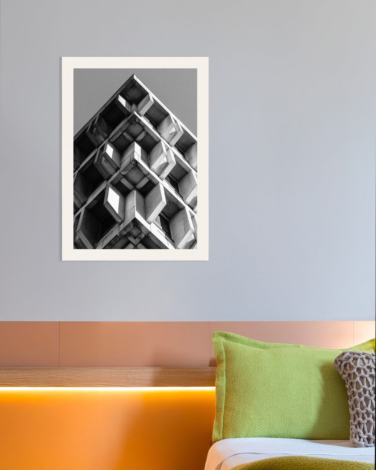 Poster «Pirâmide Invertida de Blocos de Betão»