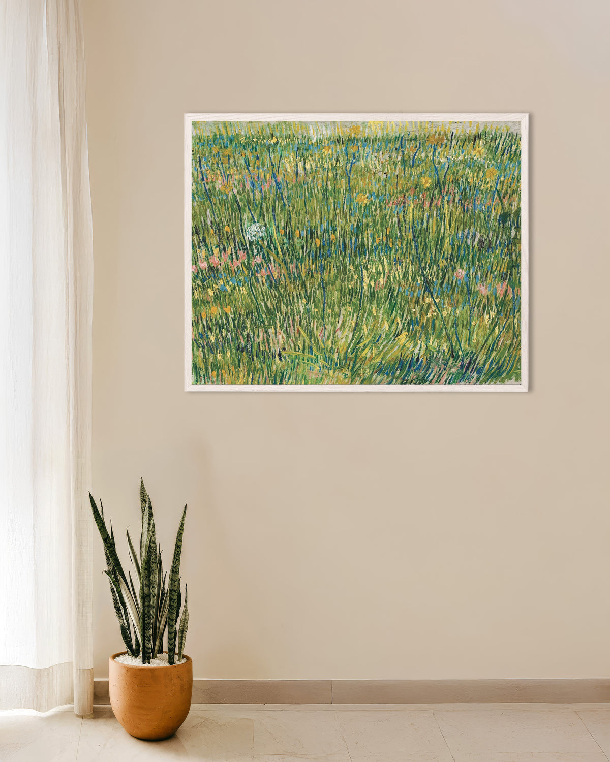 Poster de Mancha de relva (1887), de Vincent van Gogh, com moldura de madeira branca