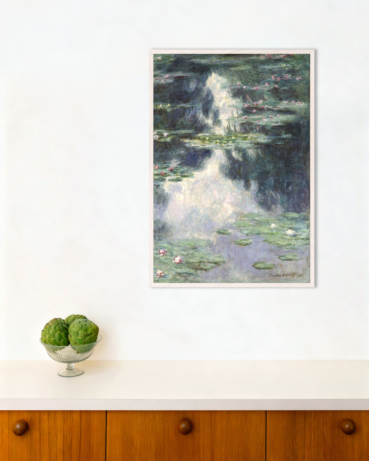Poster Lago com Nenúfares (1907), de Claude Monet, com moldura de madeira branca
