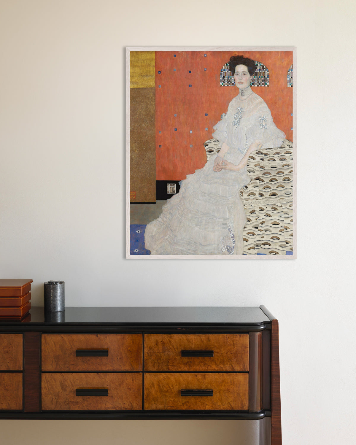 Poster Retrato de Fritza Riedler (1906), de Gustav Klimt, com moldura de madeira branca