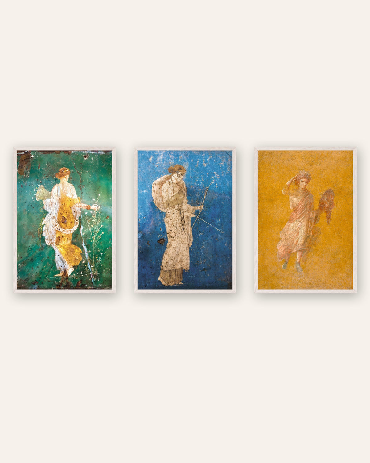 Conjunto de 3 posters de frescos romanos, Flora, Ártemis e Melpómene, com molduras de madeira branca