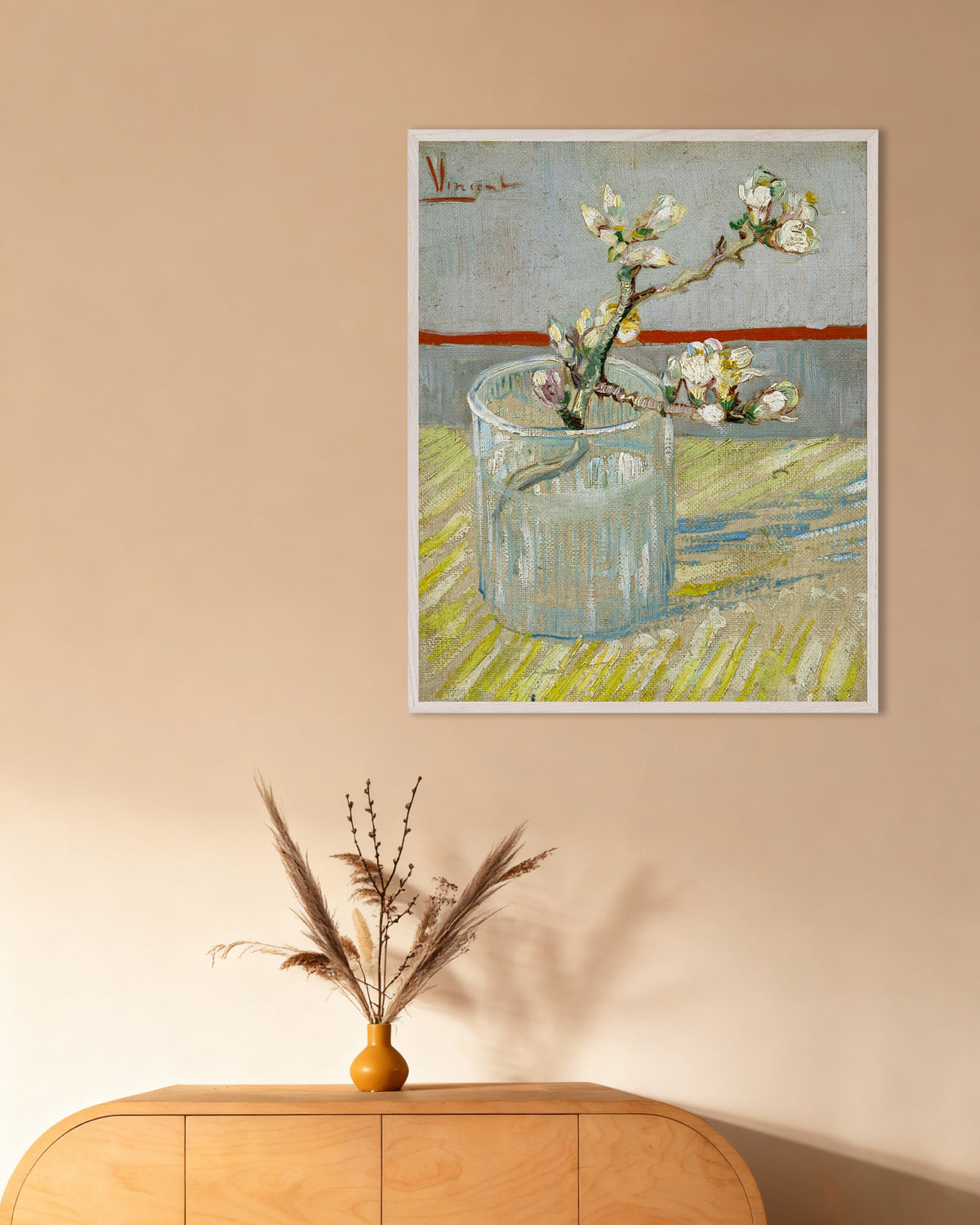 Poster de Ramo de amendoeira em flor num copo (1888), de Vincent van Gogh, com moldura de madeira branca