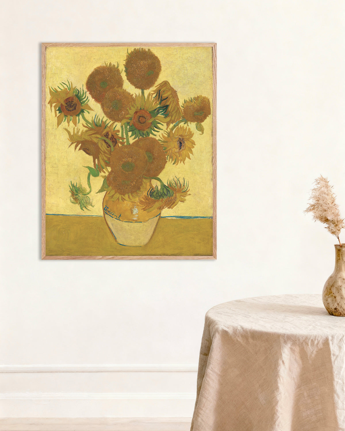Poster «Os Girassóis» (1888), de Vincent van Gogh, com moldura de madeira natural