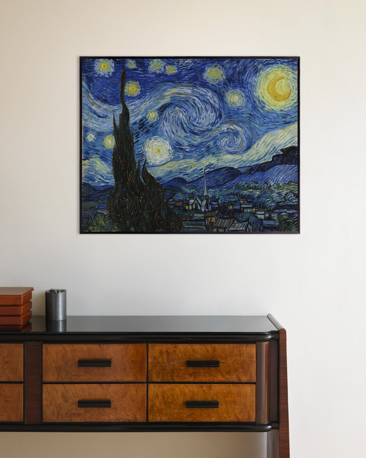 Poster «A Noite Estrelada» (1889), de Vincent van Gogh, com moldura metálica