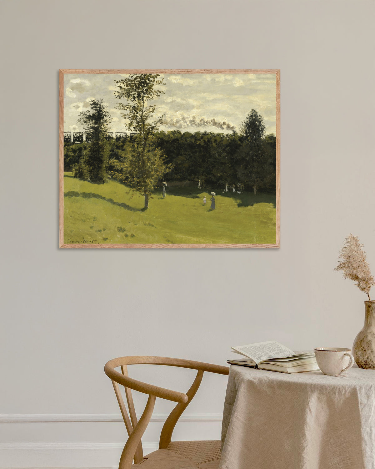 Poster Comboio no Campo (c. 1870), de Claude Monet, com moldura de madeira natural