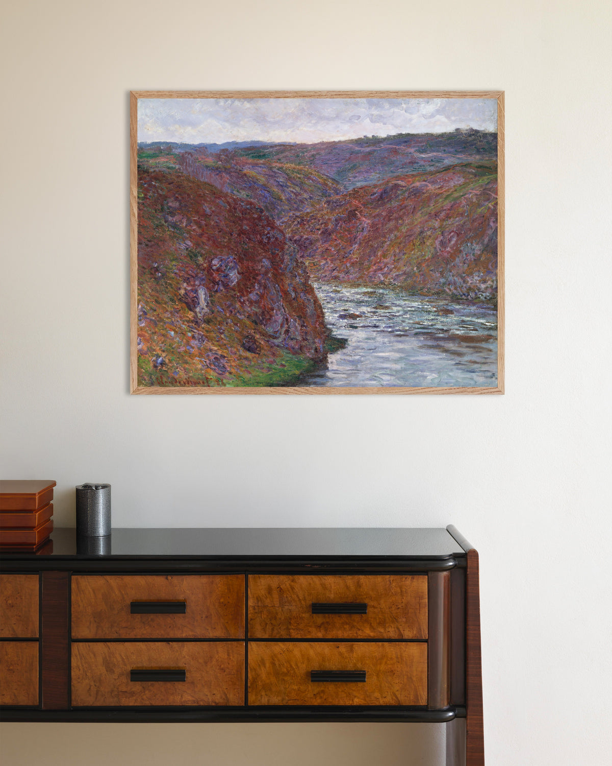 Poster O Vale do Creuse, Dia Cinzento (1889), de Claude Monet, com moldura de madeira natural