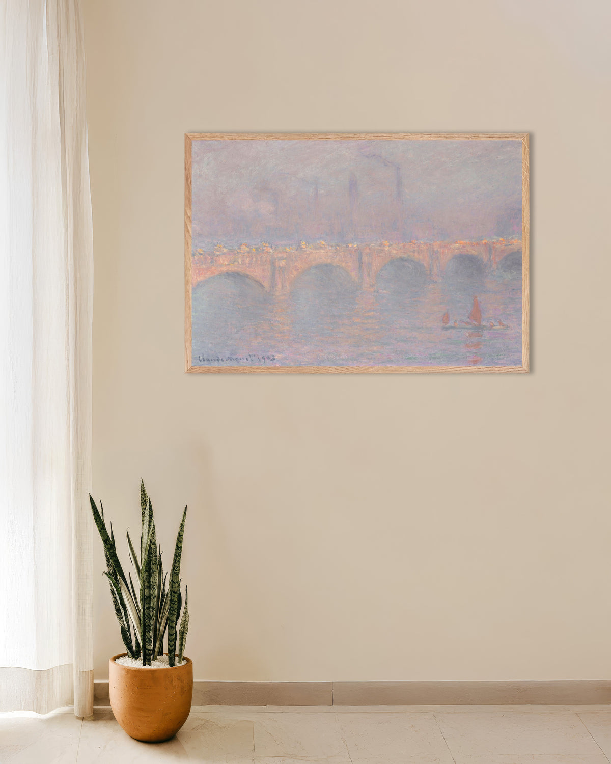 Poster A Ponte de Waterloo, Sol Velado (1899–1903), de Claude Monet, com moldura de madeira natural