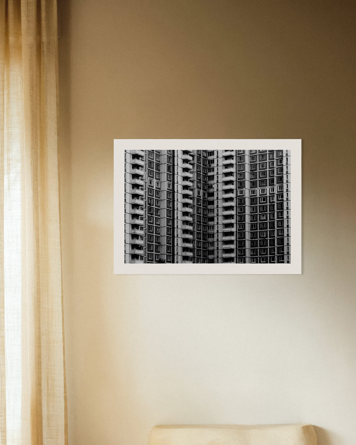 Poster «Grelha de janelas de um bloco de apartamentos»