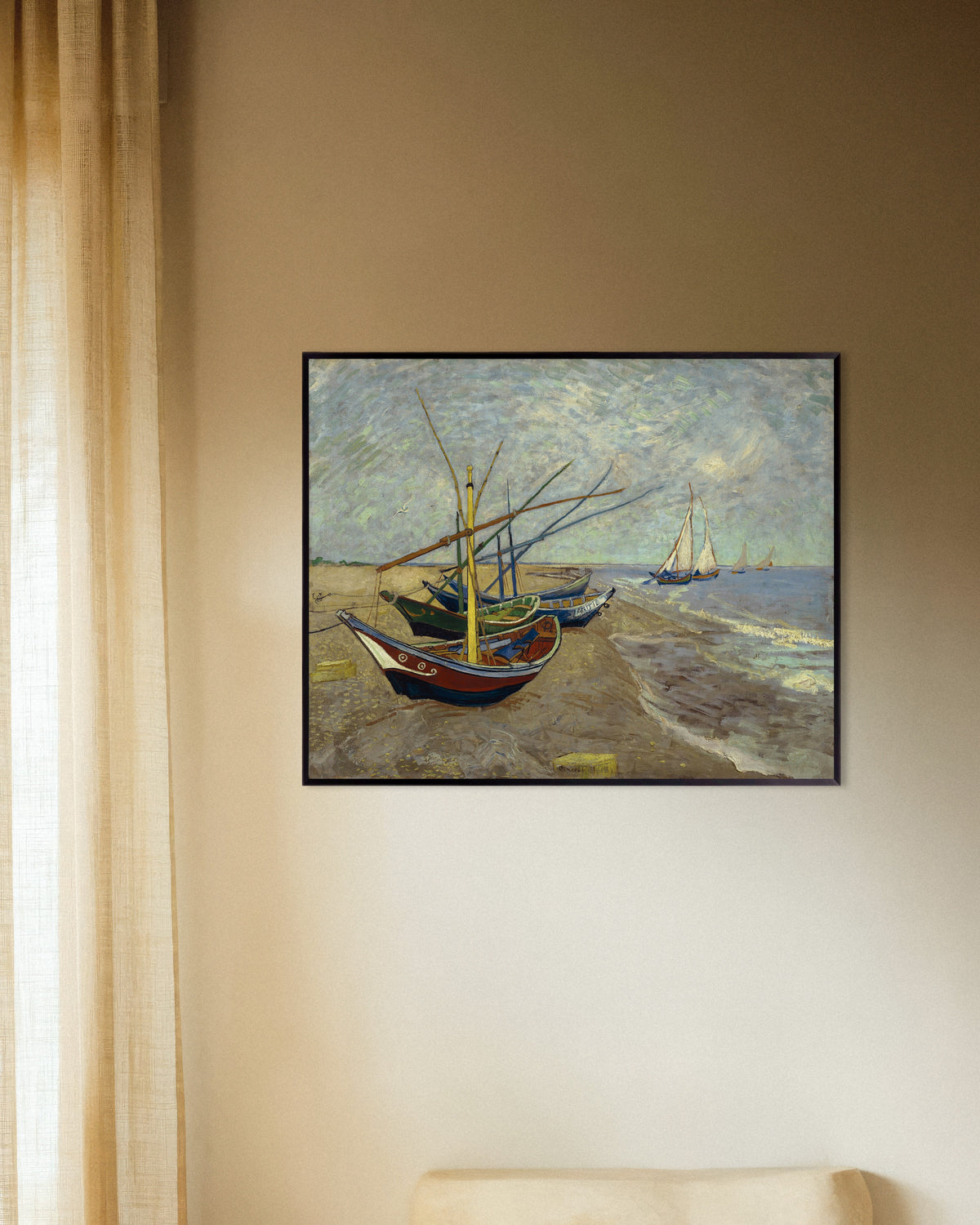 Poster de Barcos de pesca na praia de Les Saintes-Maries-de-la-Mer (1888), de Vincent van Gogh, com moldura de metal