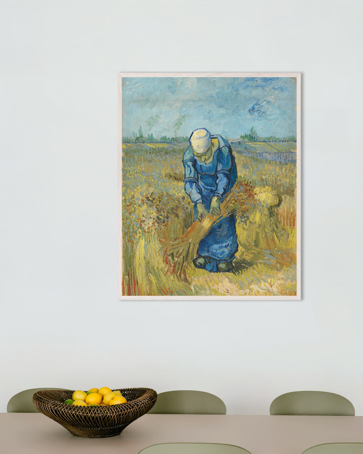 Poster de Camponesa a Atar Feixes, segundo Millet (1889), de Vincent van Gogh, com moldura de madeira branca
