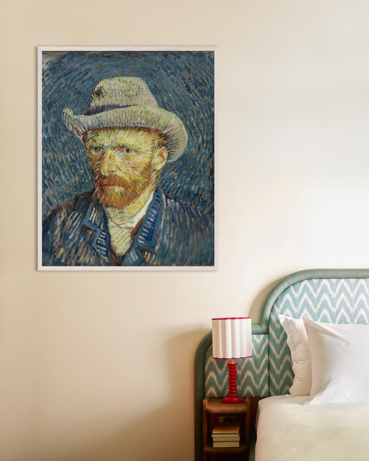 Poster de Autorretrato com chapéu de feltro cinzento (1887), de Vincent van Gogh, com moldura de madeira branca