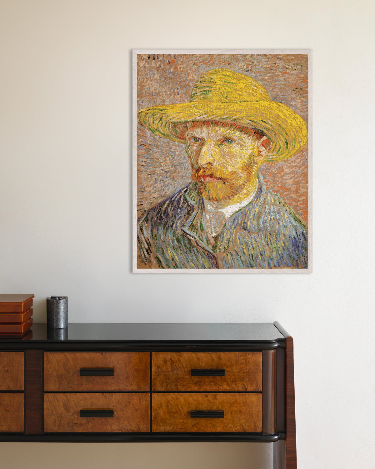 Poster de Autorretrato com chapéu de palha sobre fundo laranja (1887), de Vincent van Gogh, com moldura de madeira branca