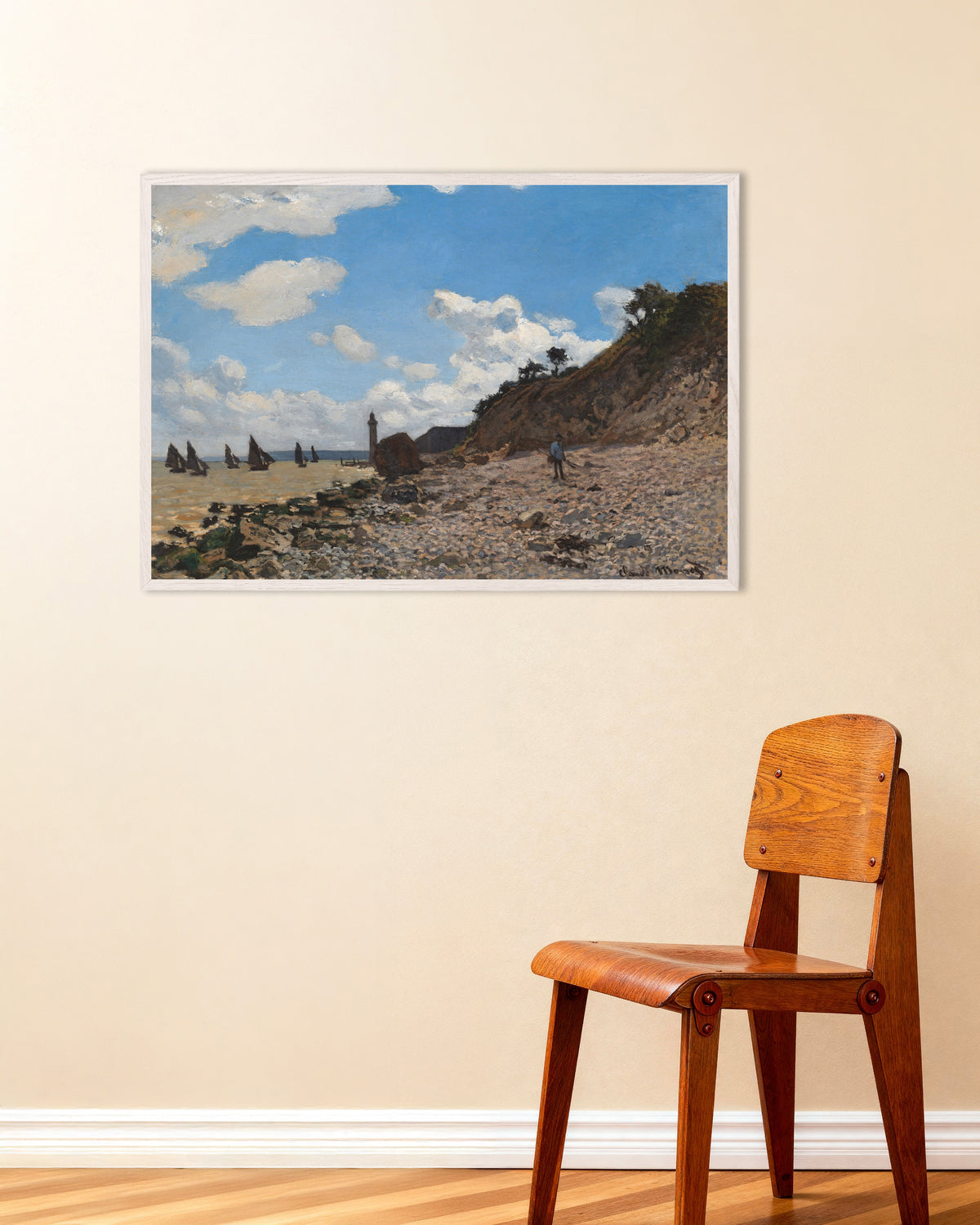 Poster A Praia de Honfleur (1864–1866), de Claude Monet, com moldura de madeira branca