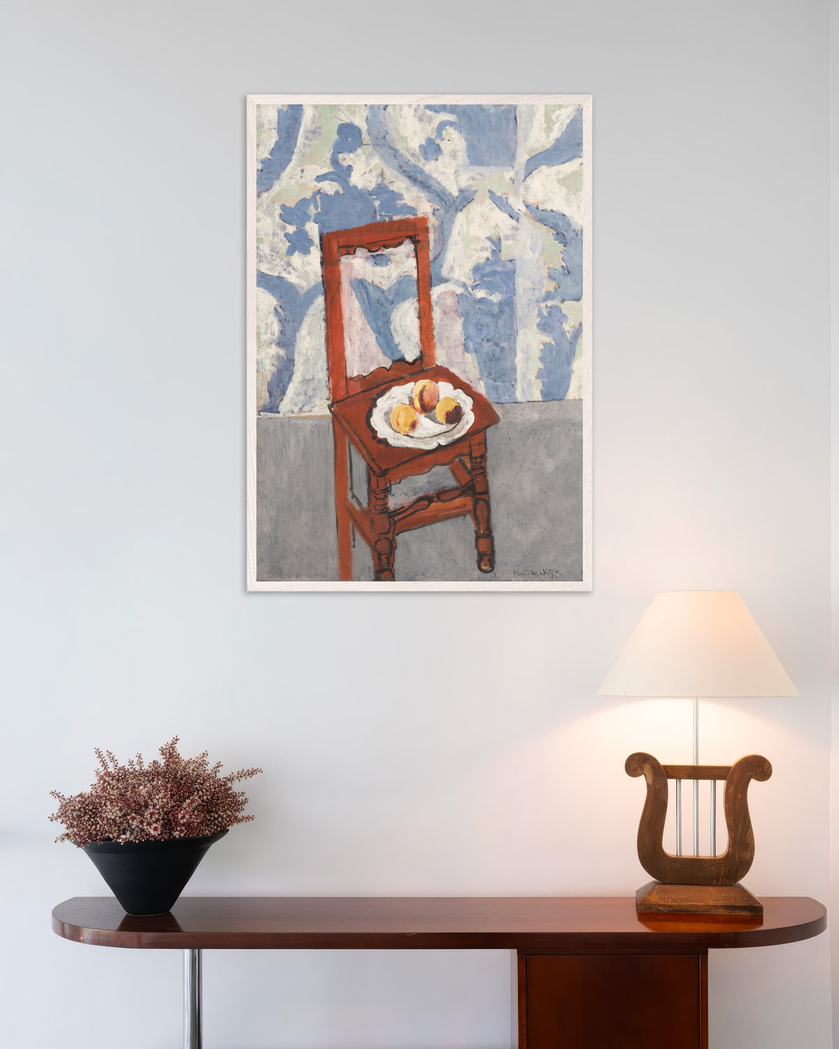 Poster de A Cadeira Lorraine (1919), de Henri Matisse, com moldura de madeira branca