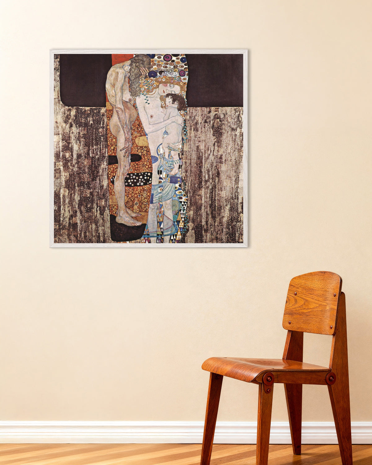 Poster As Três Idades da Mulher (1905), de Gustav Klimt, com moldura de madeira branca